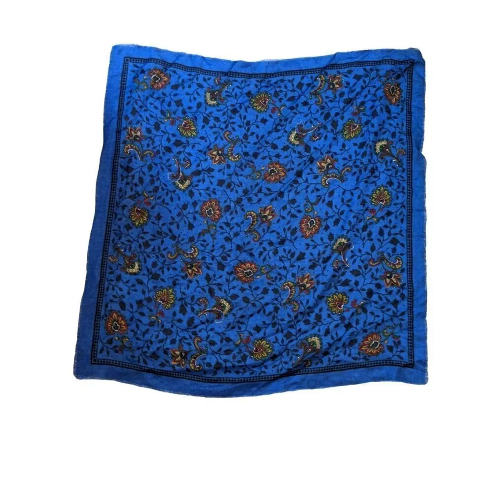 Unbranded vintage square